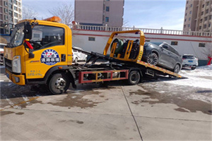 株洲救援拖车费用怎么算